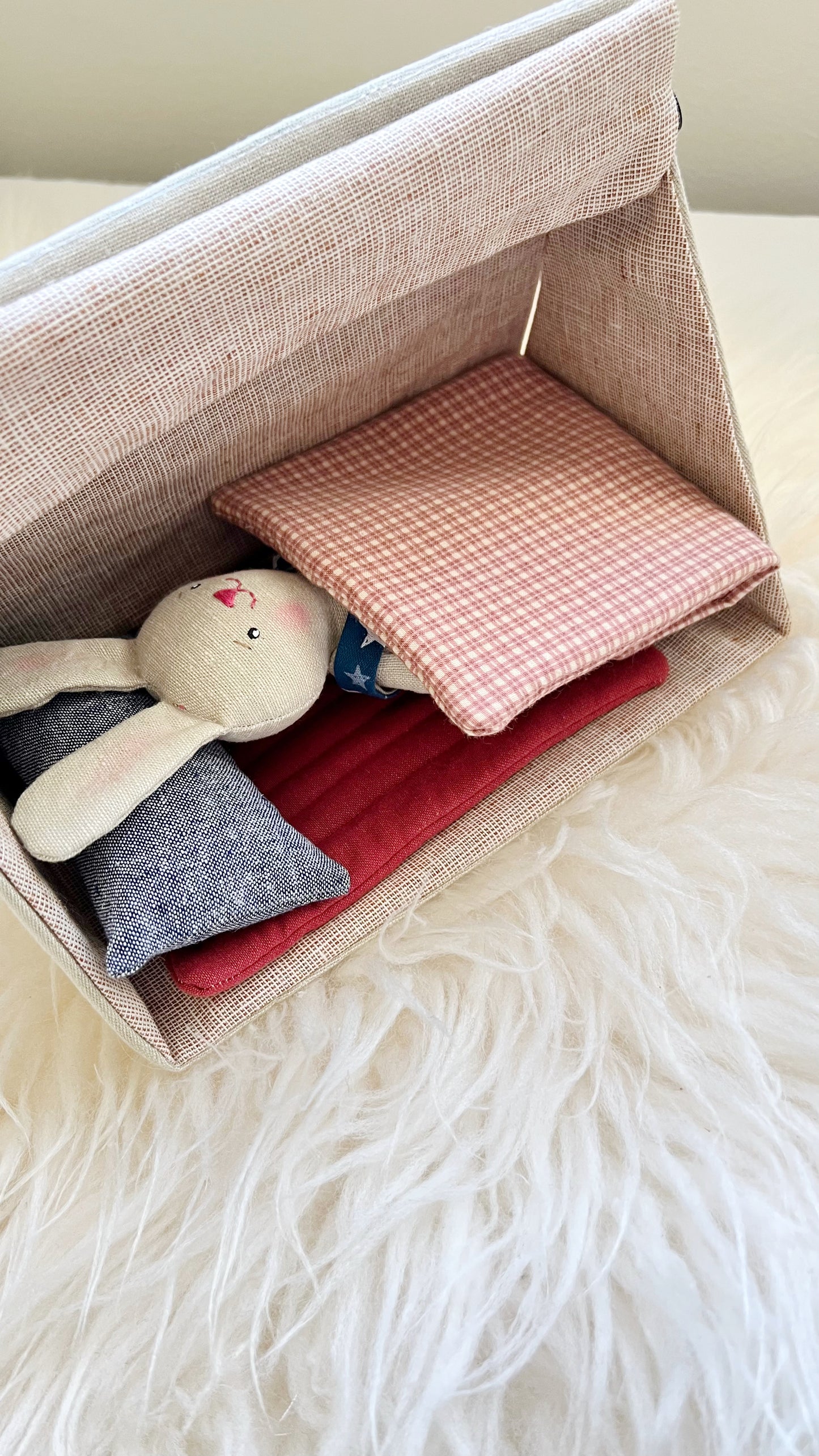 Mini doll tent, mini doll home, mini accessories