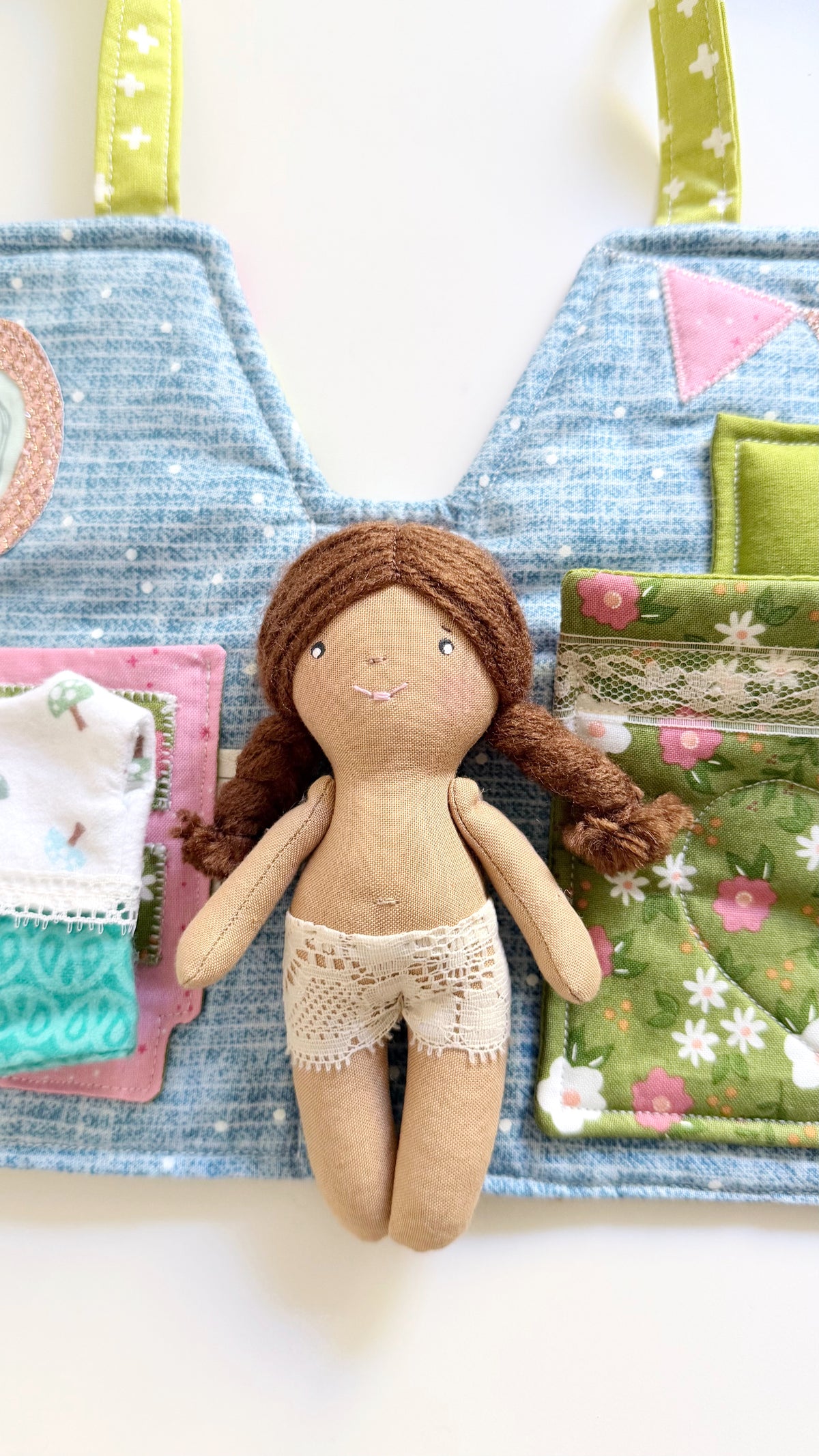 Travel Dollhouse, Portable Doll House, Fabric Dollhouse, Quiet Book
