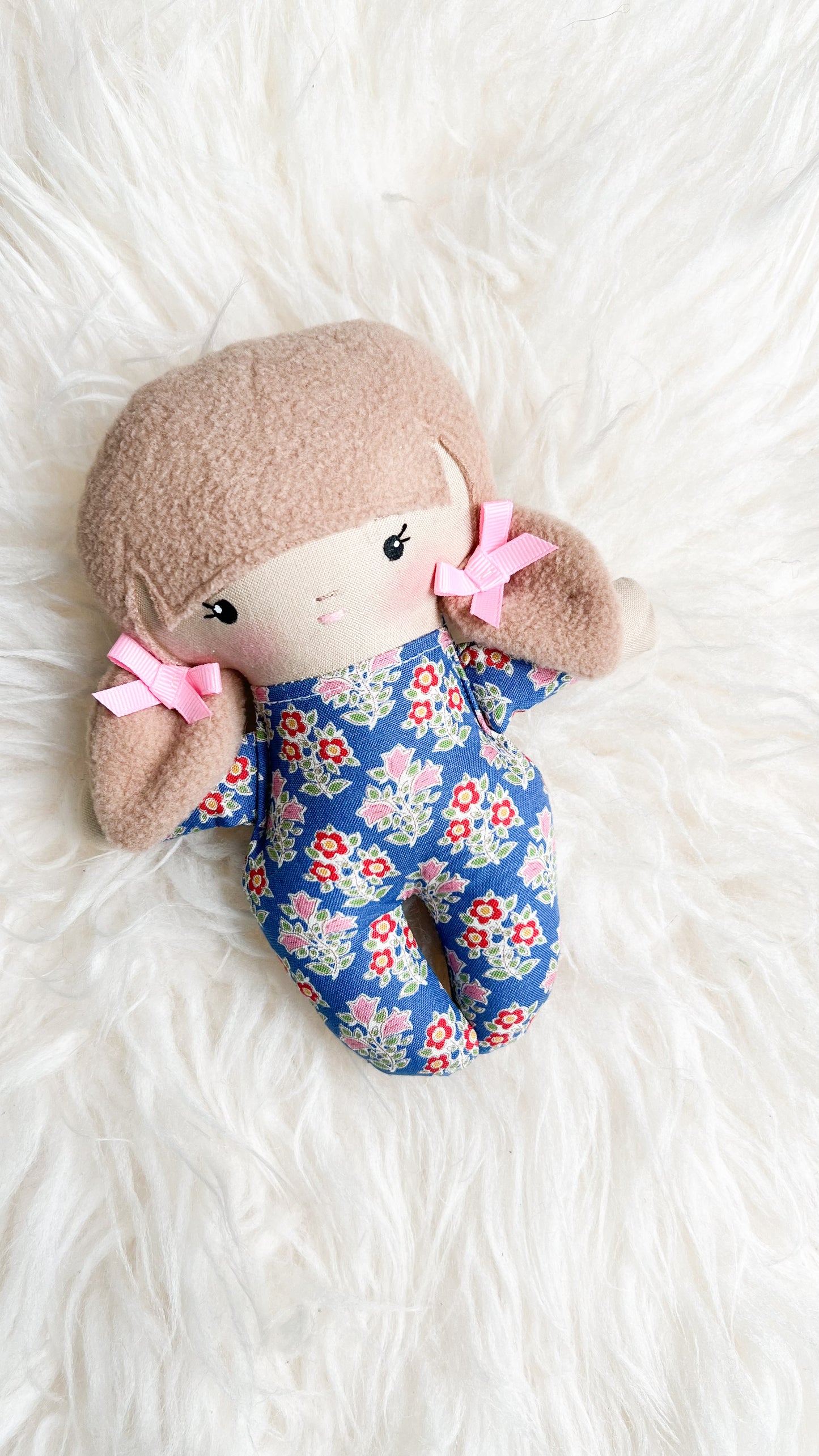 Wee doll, small doll