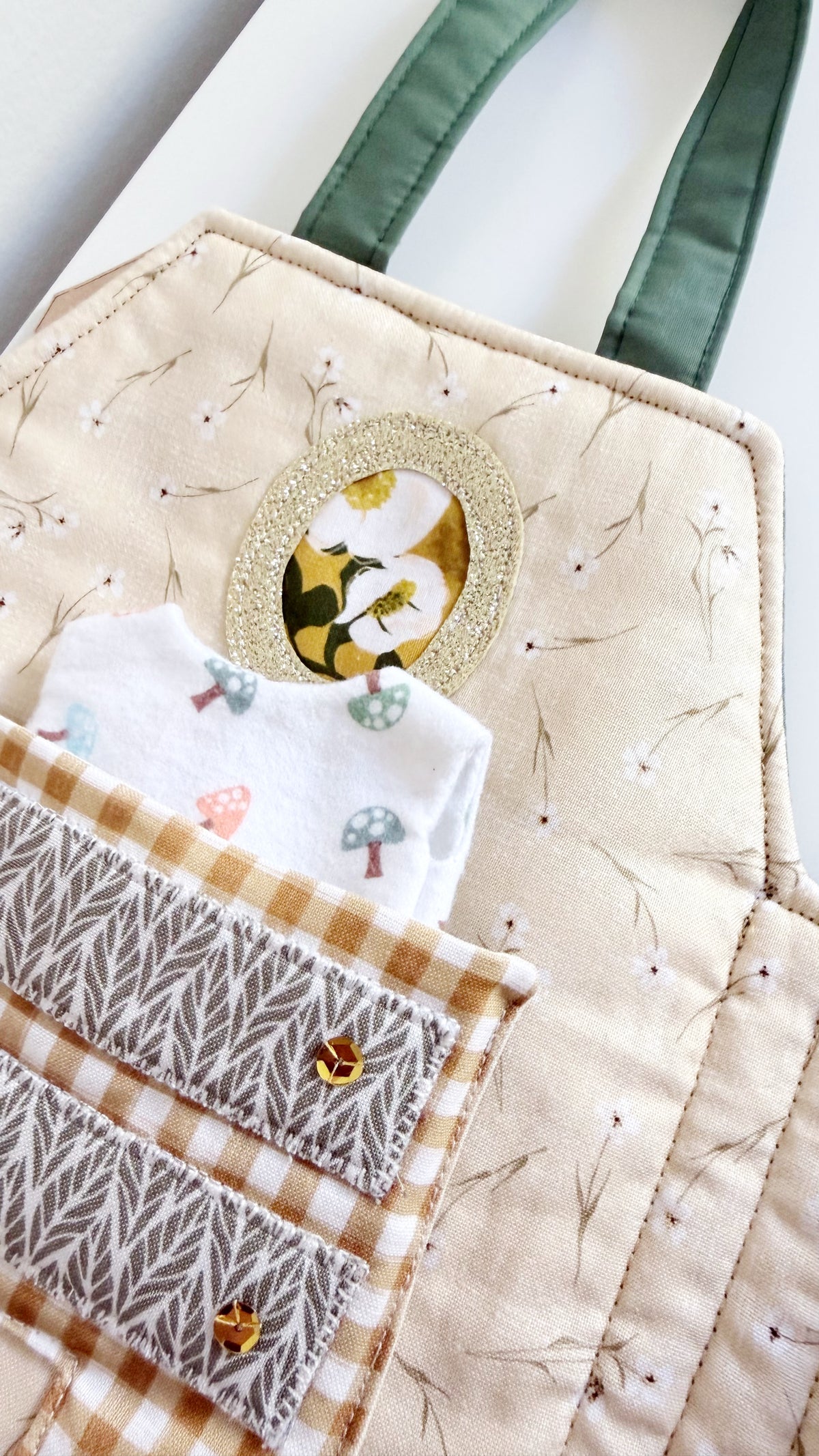 Travel Dollhouse, Portable Doll House, Fabric Dollhouse, Quiet Book
