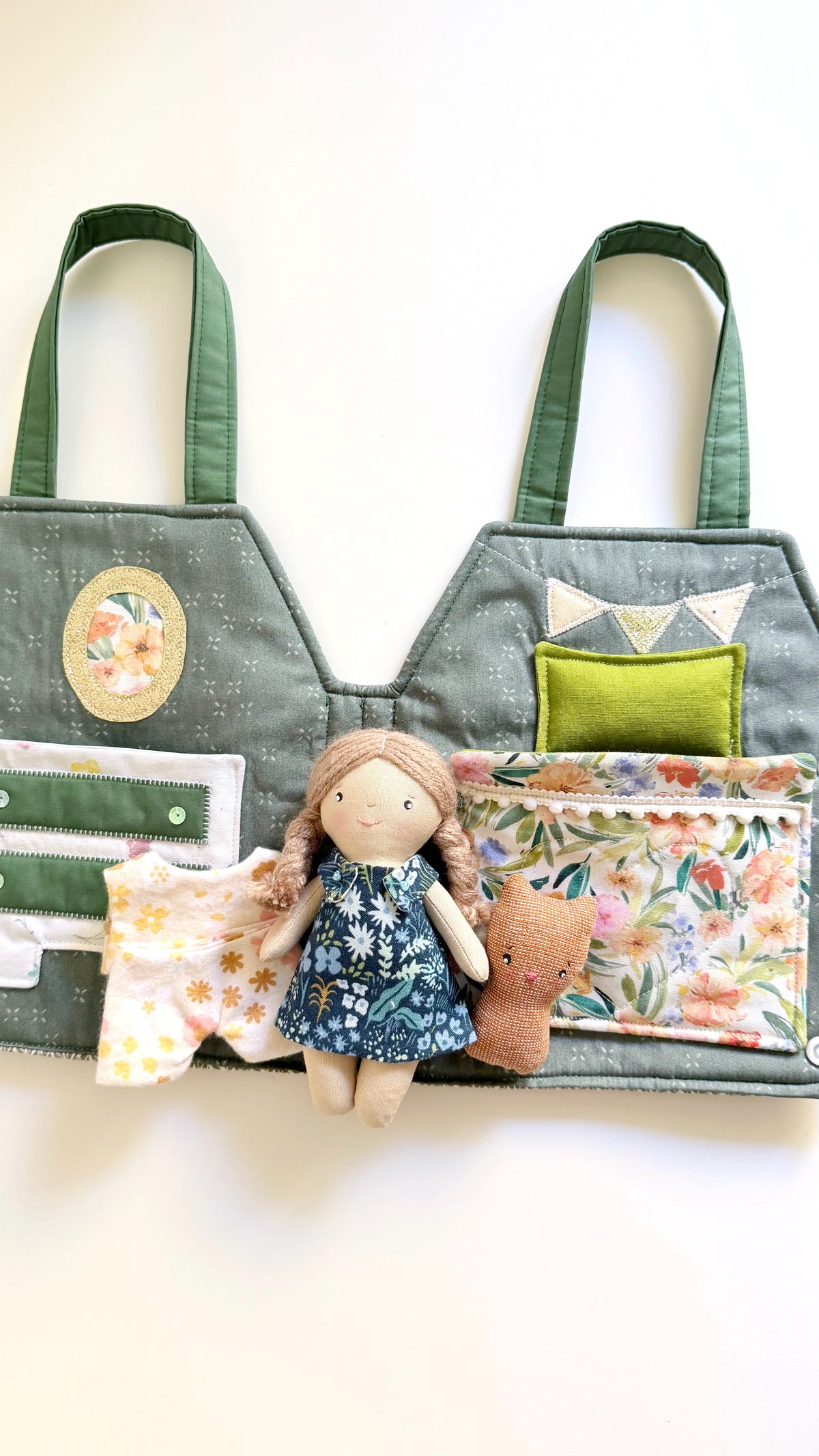 Travel Dollhouse, Portable Doll House, Fabric Dollhouse, Quiet Book