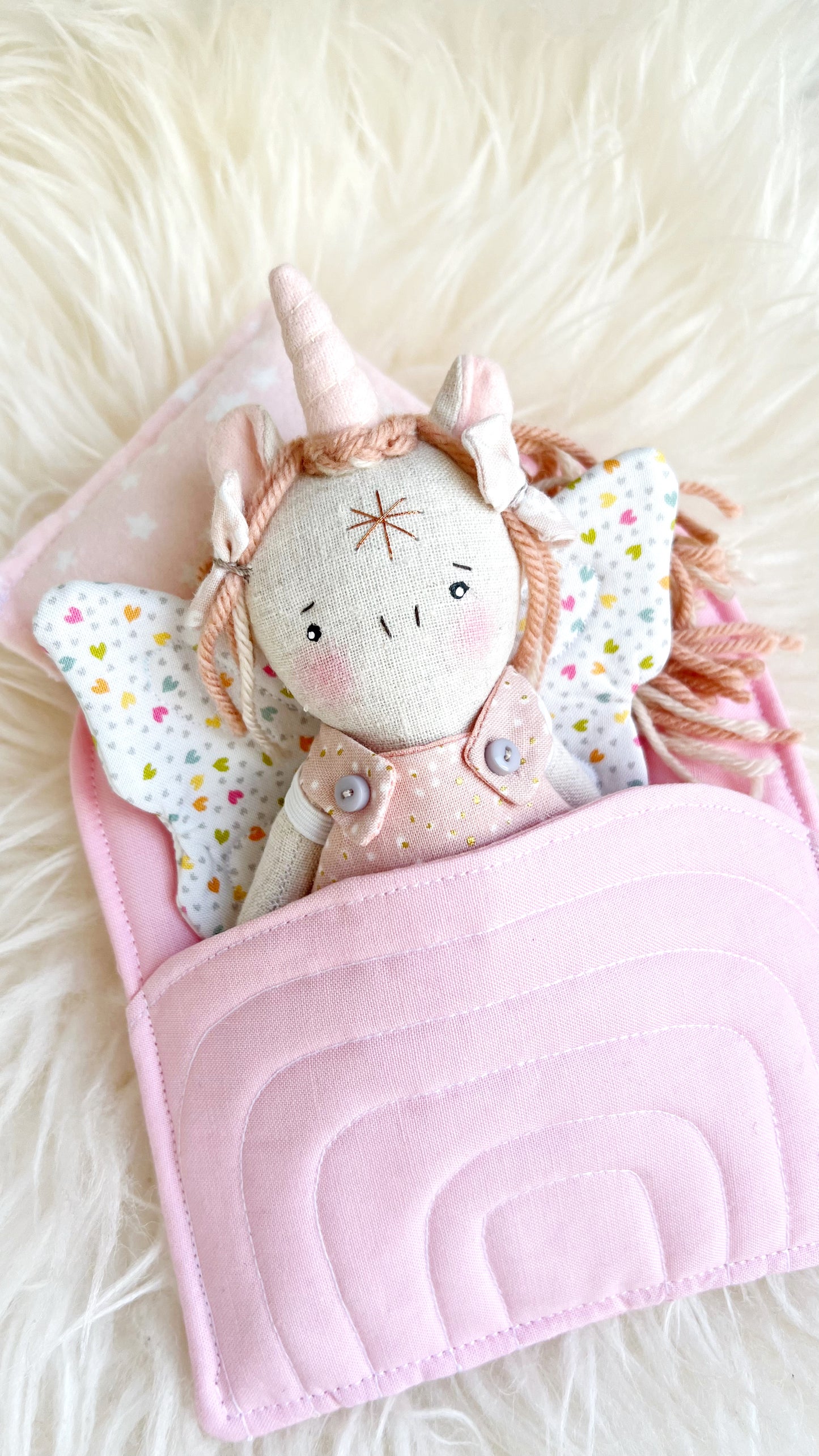 #3 Unicorn Doll, Rainbow Bed