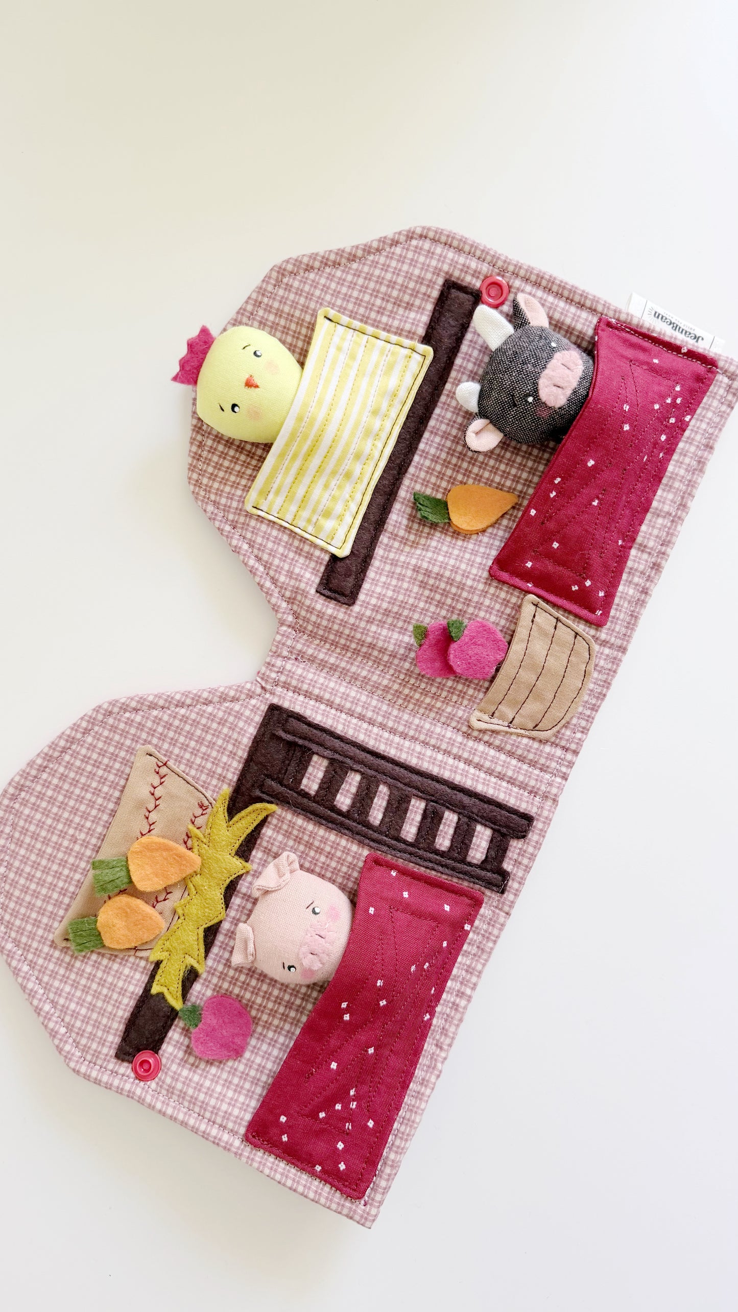 Barn Wallet, Barnyard House, Farm Animals
