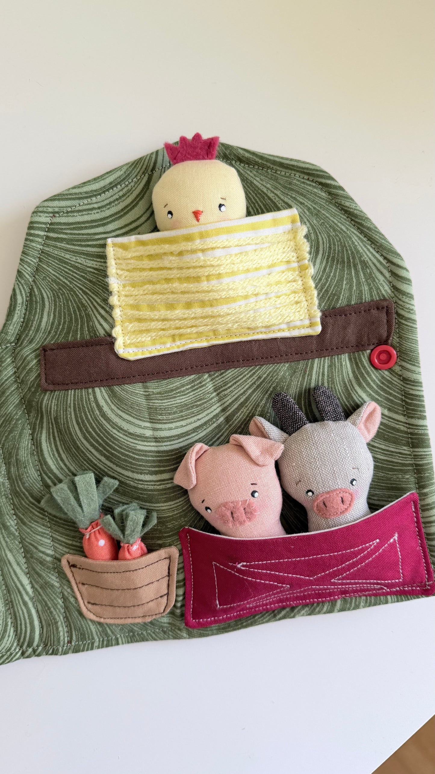 Barn Wallet, Barnyard House, Farm Animals