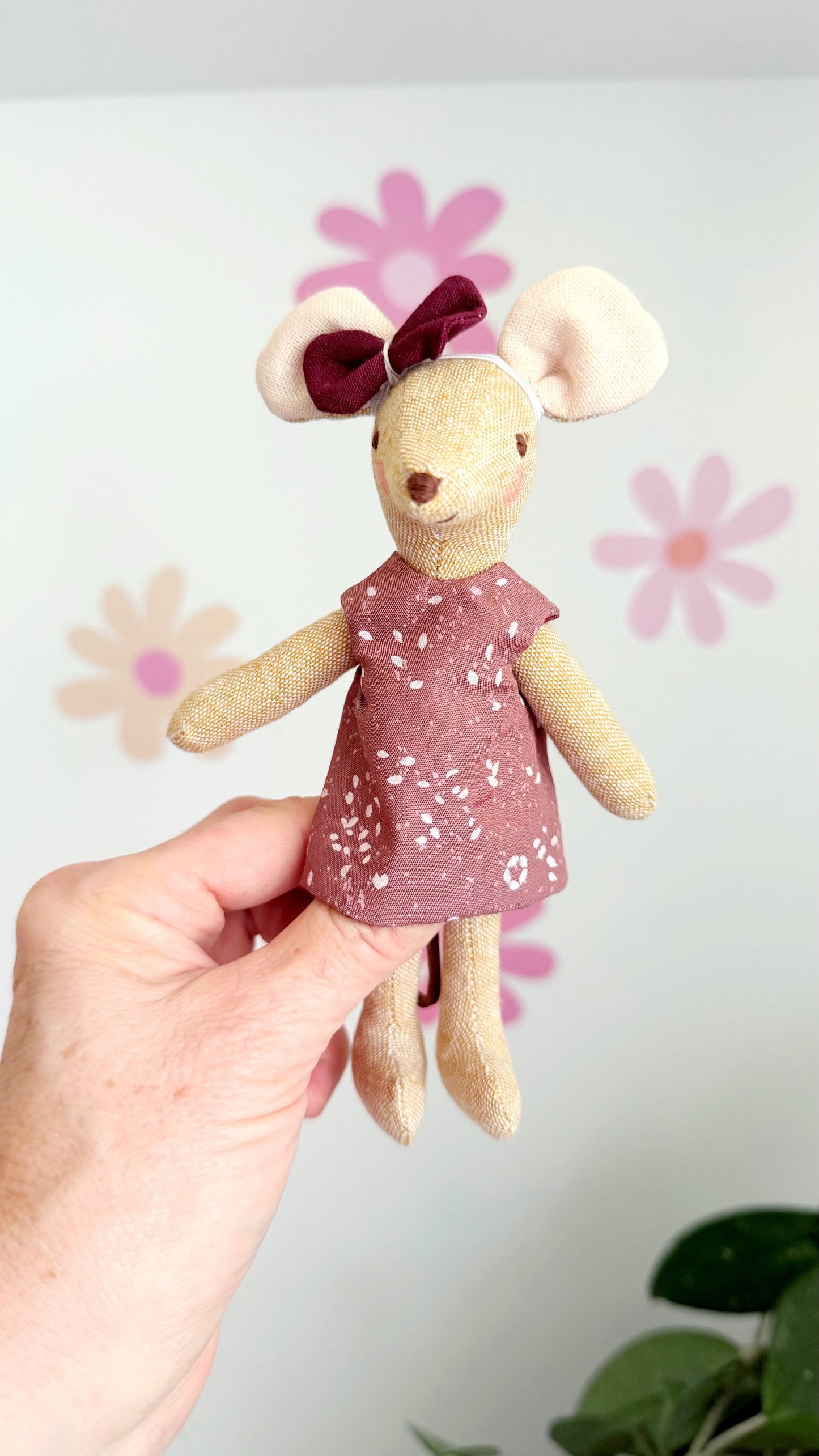 Maroon Pocket Mouse, Mouse Doll, Purple Mouse Doll