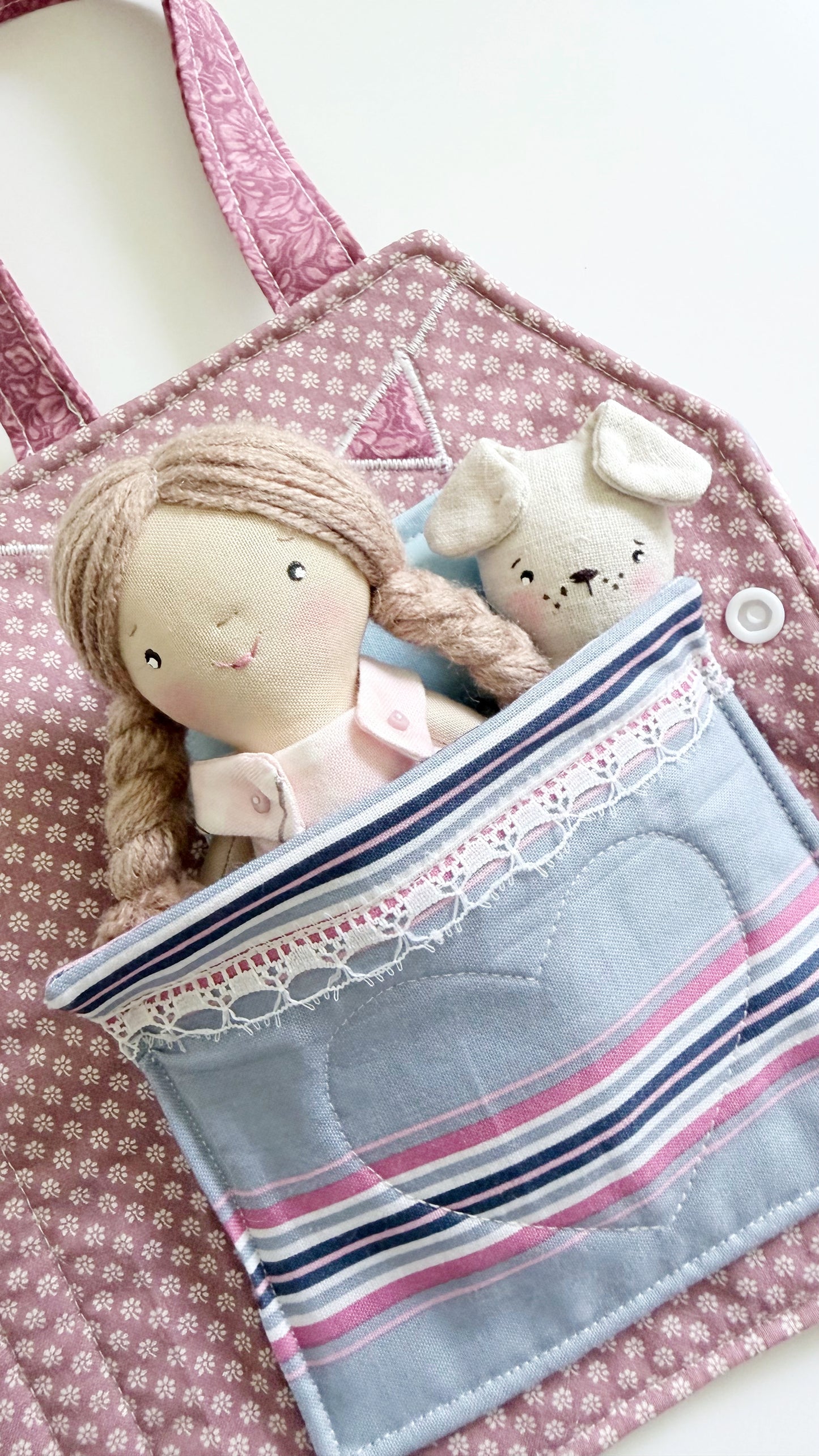 Travel Dollhouse, Pink Fabric Dollhouse