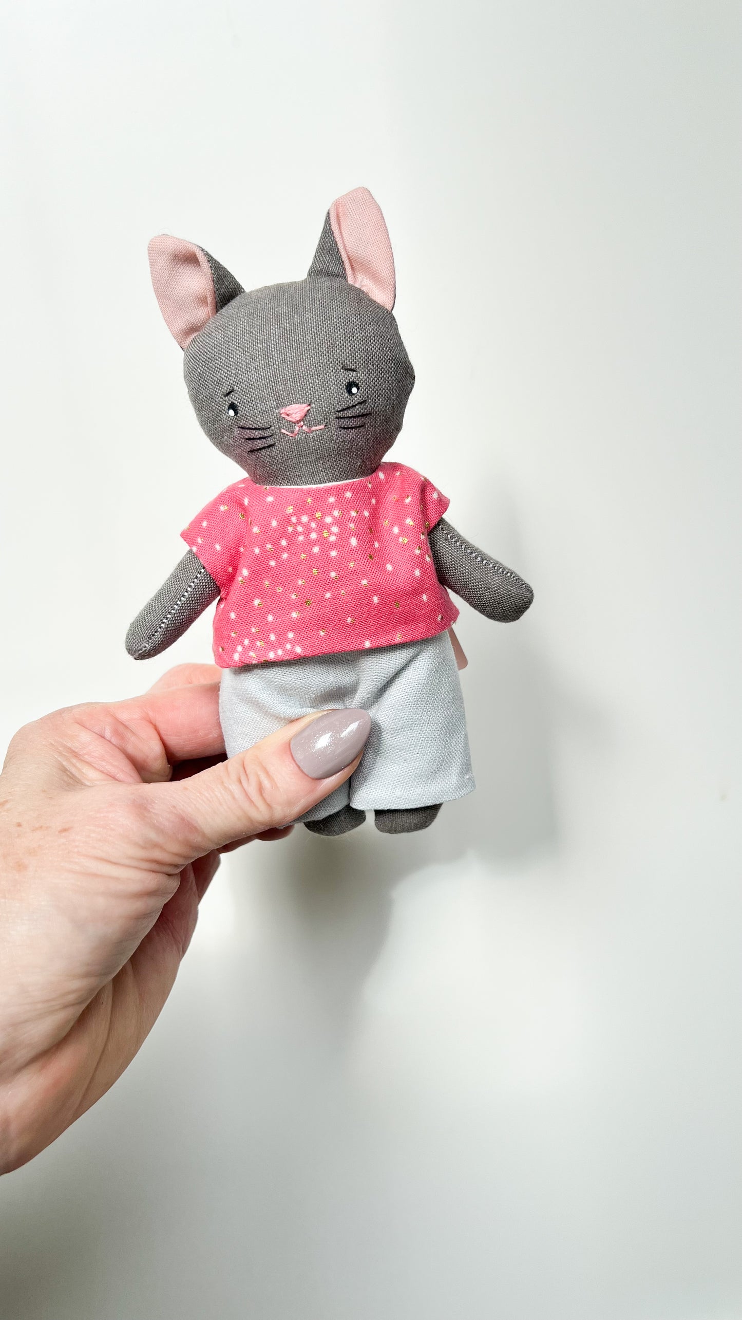 Mini Cat, Cat doll, dollhouse doll