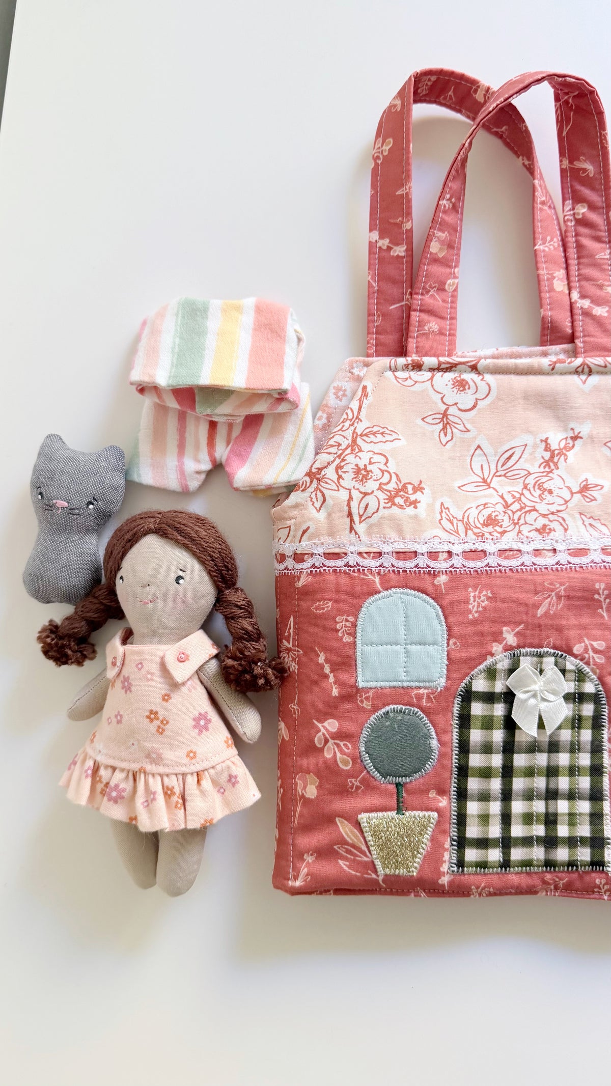 Travel Dollhouse, Portable Doll House, Fabric Dollhouse, Quiet Book