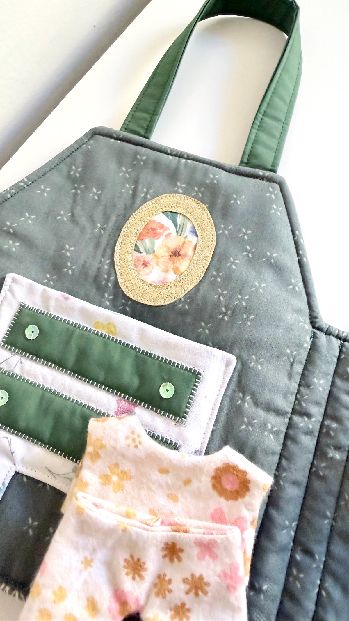 Travel Dollhouse, Portable Doll House, Fabric Dollhouse, Quiet Book