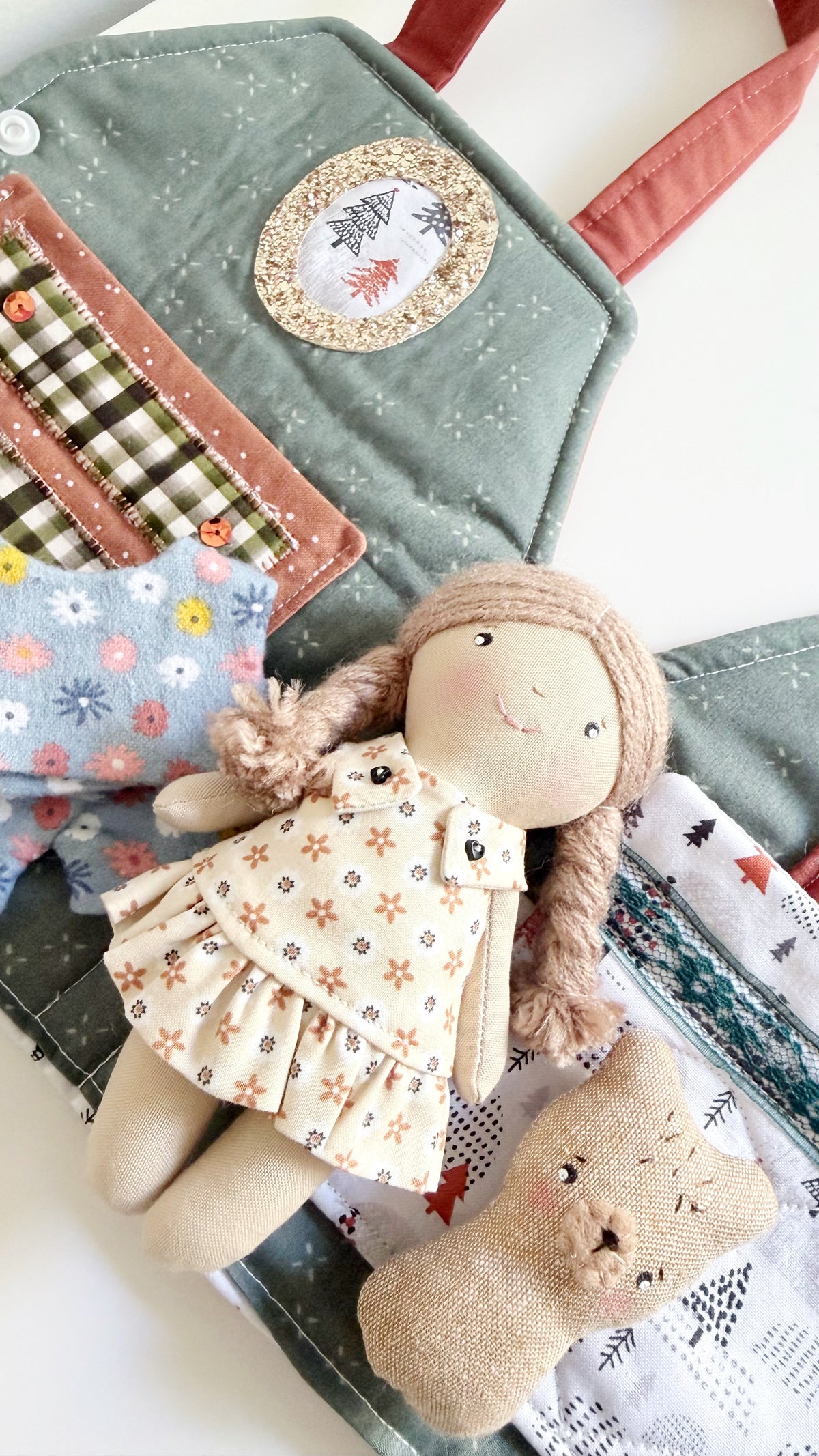 Travel Dollhouse, Portable Doll House, Fabric Dollhouse, Quiet Book