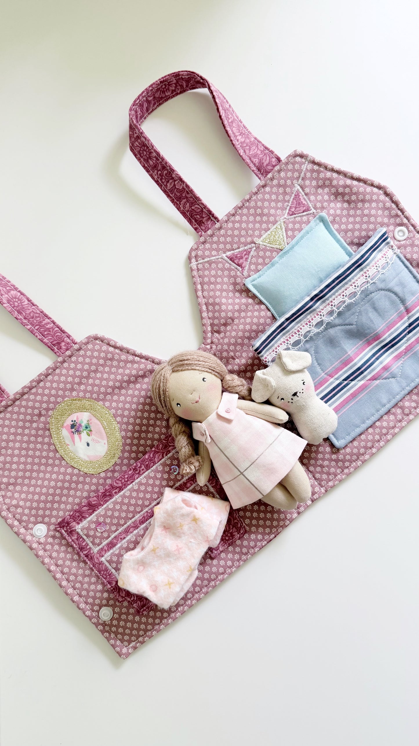 Travel Dollhouse, Pink Fabric Dollhouse