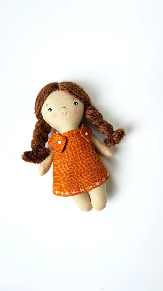 MMini Girl Doll, Girl Doll, Brown Hair Doll, Dollhouse Doll