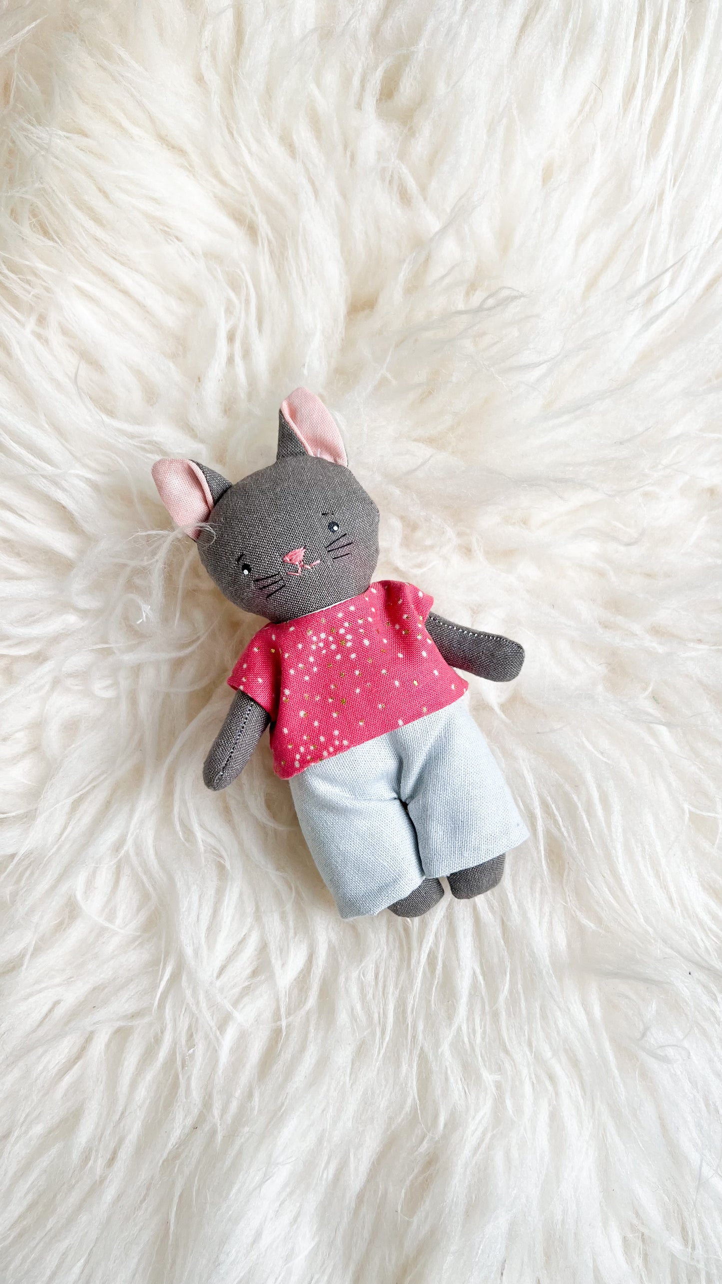 Mini Cat, Cat doll, dollhouse doll