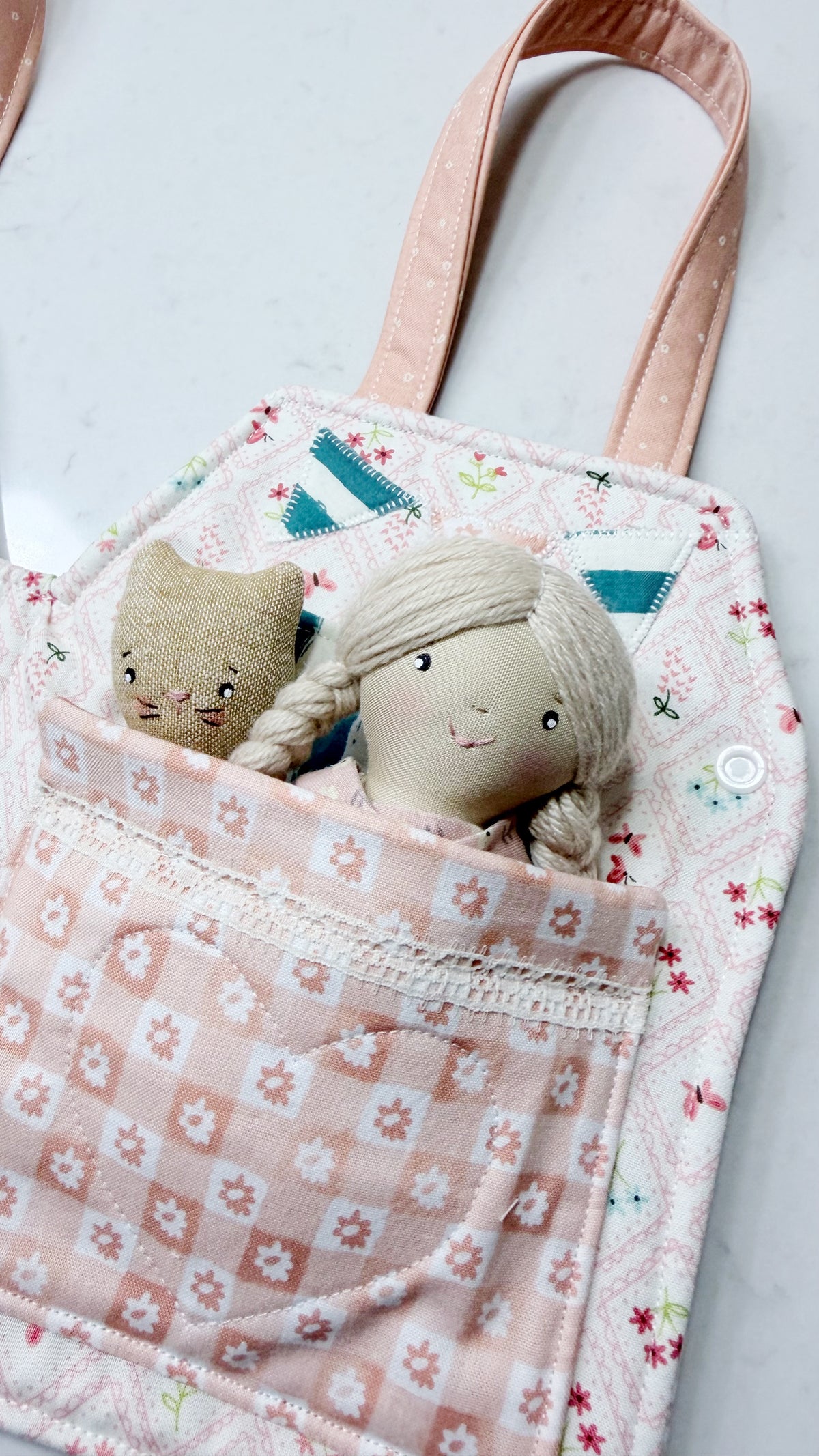 Travel Dollhouse, Pink/Green Fabric Dollhouse