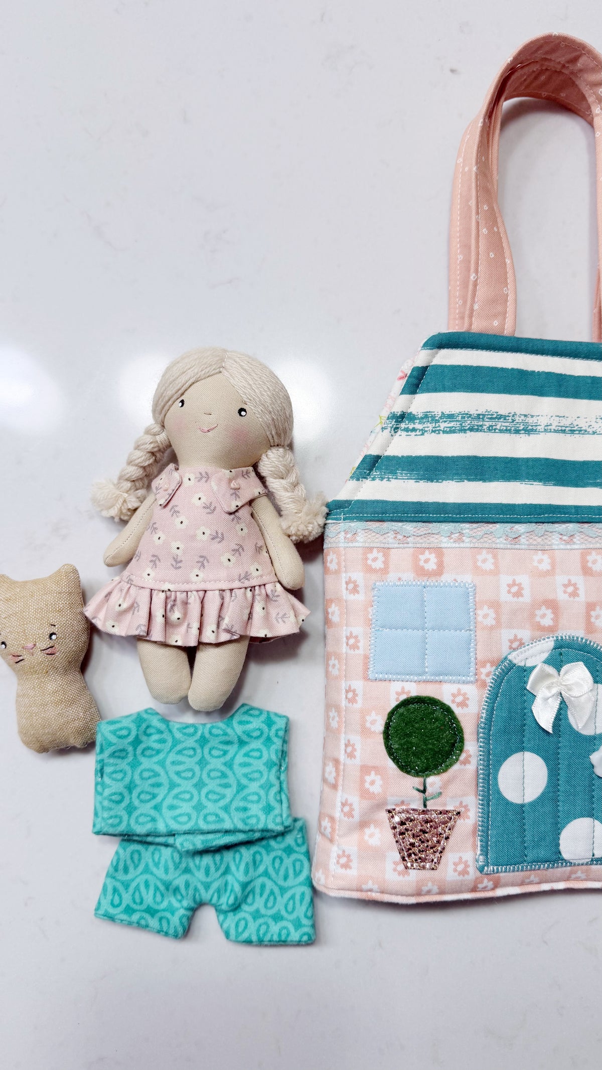 Travel Dollhouse, Pink/Green Fabric Dollhouse